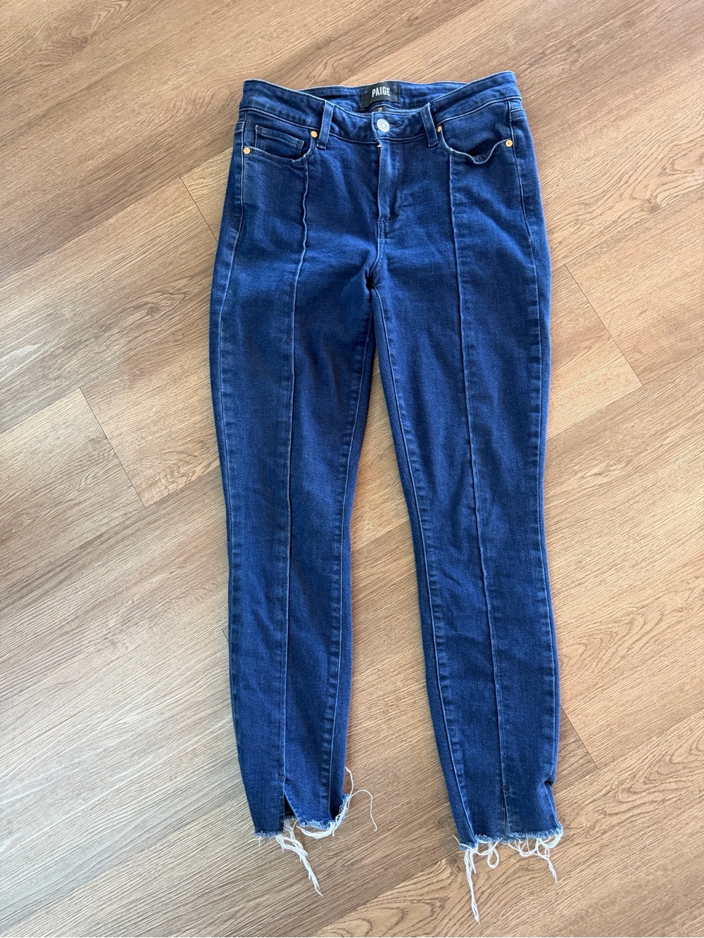 PAIGE Verdugo Ankle  Jeans with Frayed Hem Sz 28
